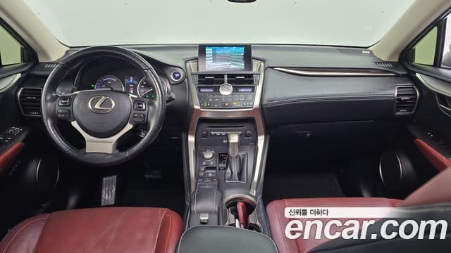 Lexus NX300h Executive, 2015 7