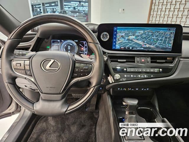 Lexus ES300h 7세대 Luxury, 2023 9
