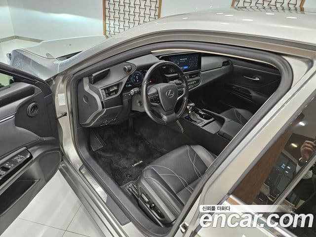 Lexus ES300h 7세대 Luxury, 2023 13