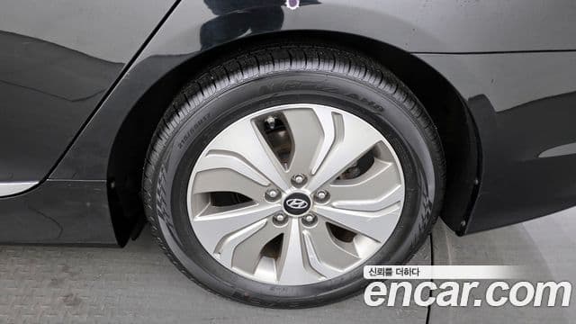 Hyundai Sonata гибрид Premium, 2014 все фото