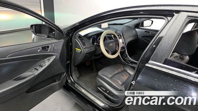 Hyundai Sonata гибрид Premium, 2014 10