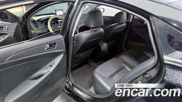 Hyundai Sonata гибрид Premium, 2014 11