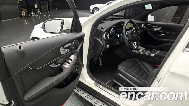 Mercedes-Benz GLC-класс X253 GLC300 4MATIC купе, 2023 10