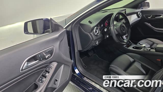 Mercedes-Benz CLA-класс C117 CLA250 4MATIC, 2017 12