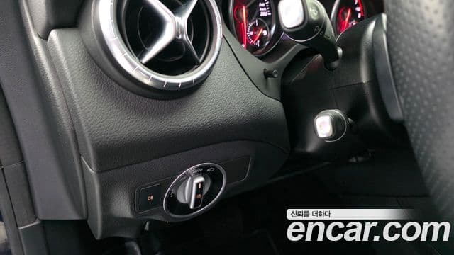 Mercedes-Benz CLA-класс C117 CLA250 4MATIC, 2017 14