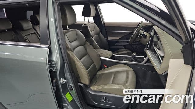 KG모빌리티(SsangYong) Torres T7, 2023 10