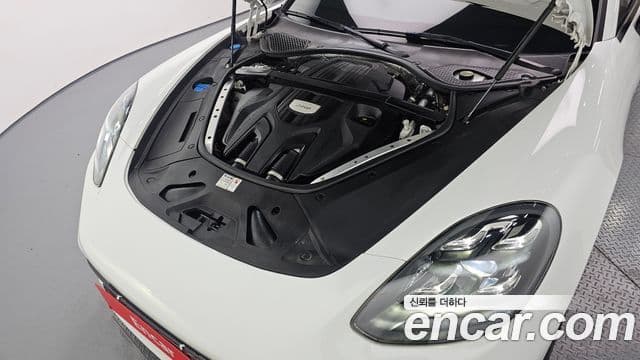 Porsche Panamera (971), 2021 6