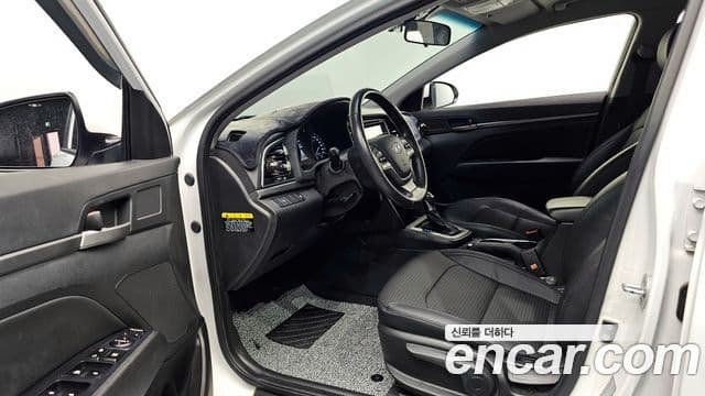 Hyundai Avante AD Modern, 2016 11