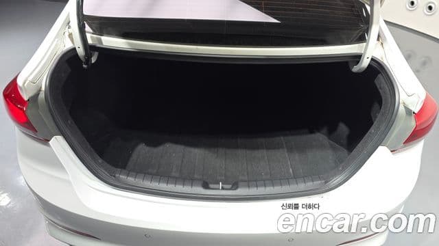 Hyundai Avante AD Modern, 2016 19