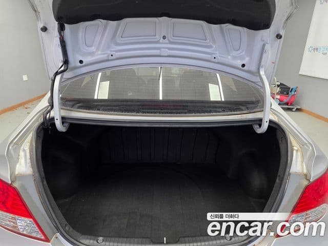 Hyundai Accent(новый кузов / новое поколение) Modern, 2014 17