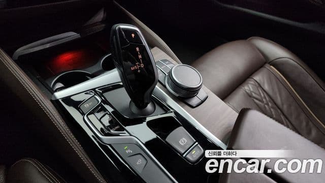 BMW 5시리즈 (G30) 530i M Sport Plus, 2020 9