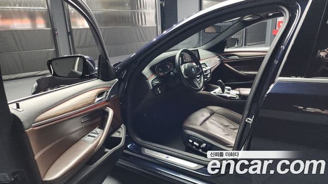 BMW 5시리즈 (G30) 530i M Sport Plus, 2020 10