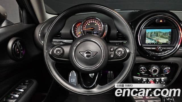 Mini Cooper D 클럽맨 2세대, 2018 13