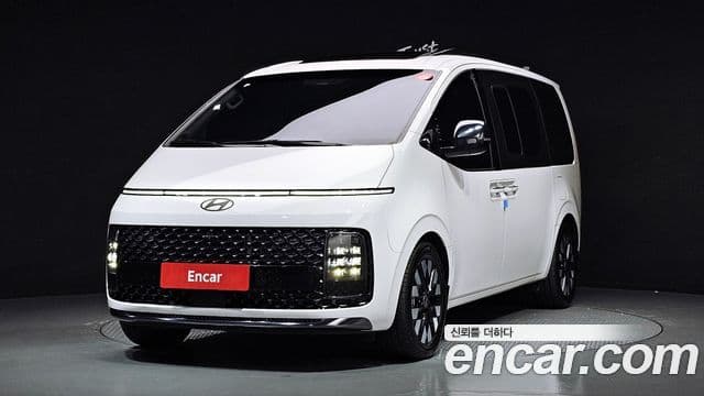 Hyundai Staria Inspiration, 2025 1