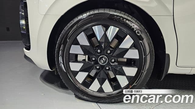 Hyundai Staria Inspiration, 2025 все фото