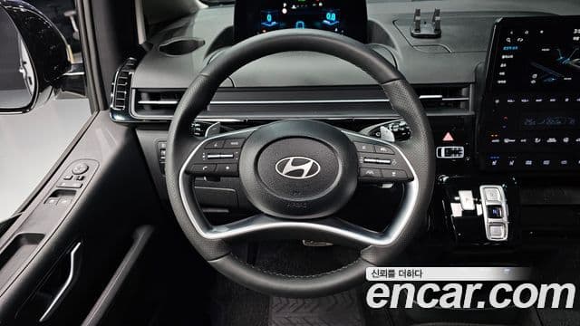 Hyundai Staria Inspiration, 2025 13