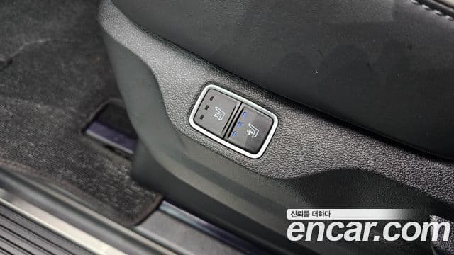 Hyundai Staria Inspiration, 2025 18