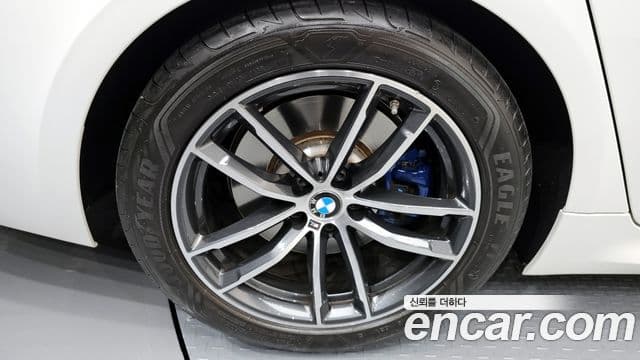 BMW 5시리즈 (G30) 520i M Sport, 2023 все фото