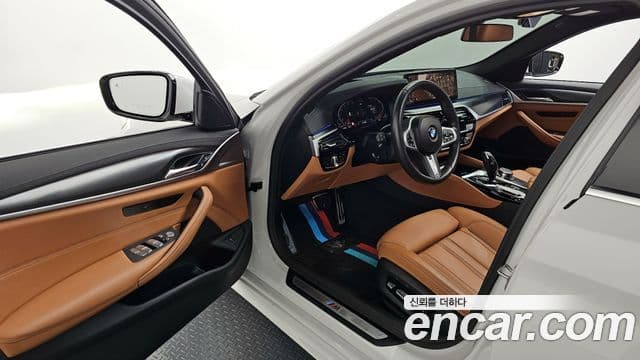 BMW 5시리즈 (G30) 520i M Sport, 2023 10