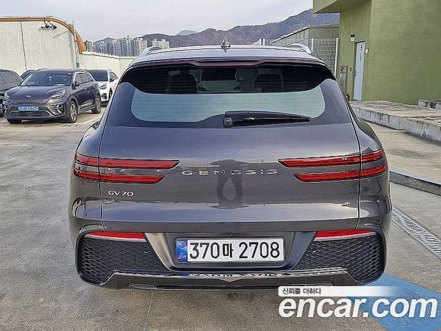 Genesis GV70, 2021 6