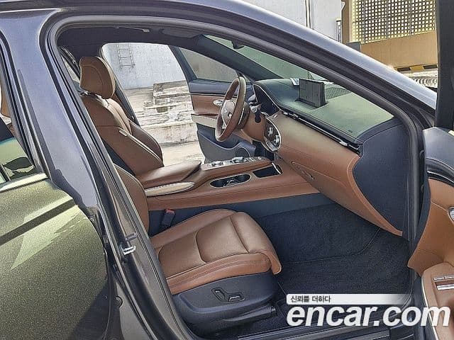 Genesis GV70, 2021 12