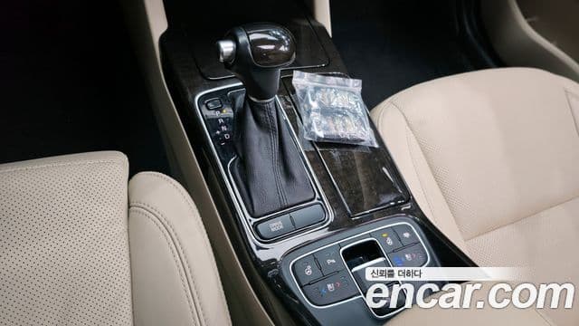 Kia The / новый New K7 Noblesse, 2013 9