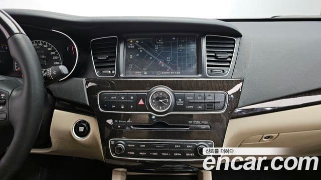 Kia The / новый New K7 Noblesse, 2013 15