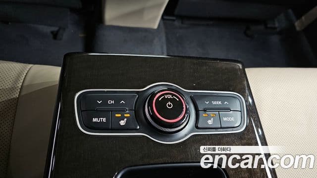 Kia The / новый New K7 Noblesse, 2013 18