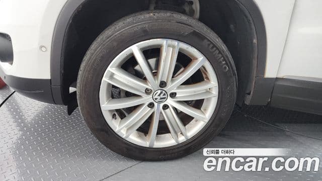 Volkswagen New Tiguan 5N, 2016 все фото