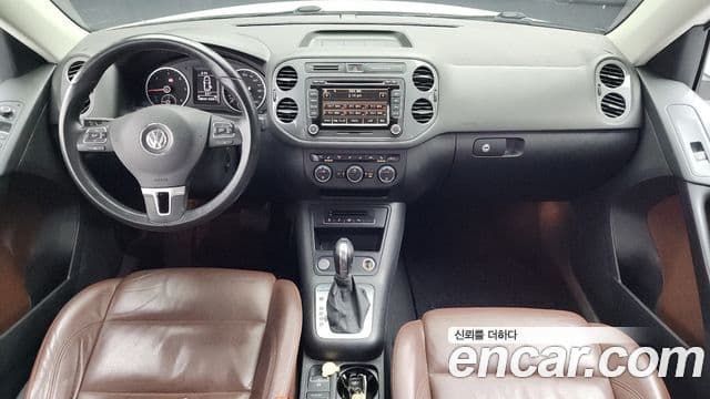 Volkswagen New Tiguan 5N, 2016 7