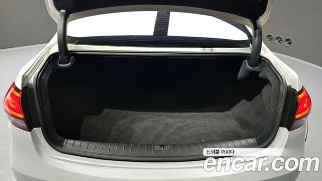 Hyundai Aslan Modern, 2017 20