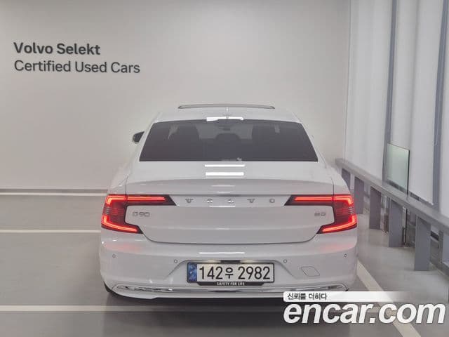 Volvo S90 B5 Ultimate Bright, 2024 4
