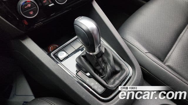 Volkswagen New Jetta 6세대, 2015 9