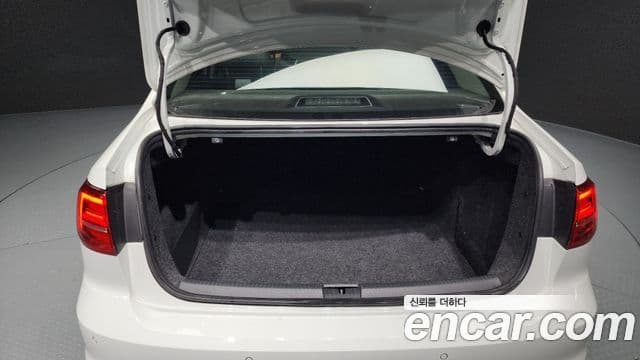Volkswagen New Jetta 6세대, 2015 20