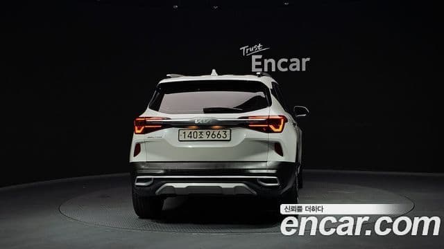 Kia Seltos Signature, 2023 4