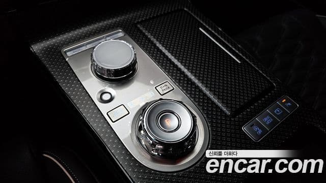 Genesis G80 (RG3) бензин 2.5 турбо AWD, 2025 9