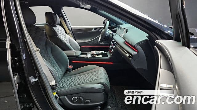 Genesis G80 (RG3) бензин 2.5 турбо AWD, 2025 10