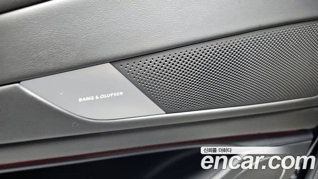 Genesis G80 (RG3) бензин 2.5 турбо AWD, 2025 17