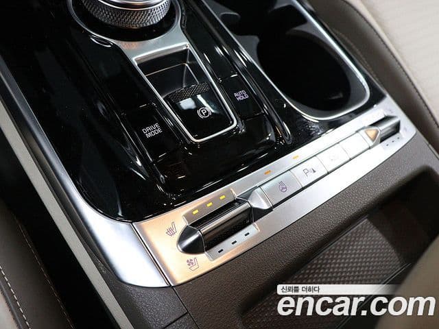 Kia Carnival 4세대 Signature, 2023 10