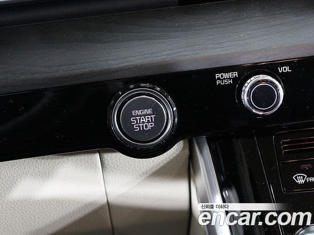 Kia Carnival 4세대 Signature, 2023 11
