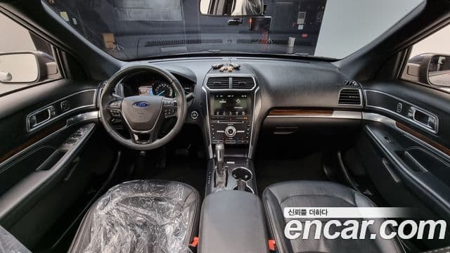 Ford Explorer 5세대, 2017 7