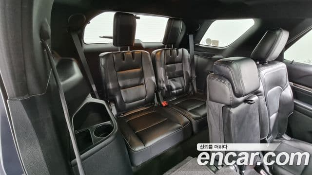 Ford Explorer 5세대, 2017 13