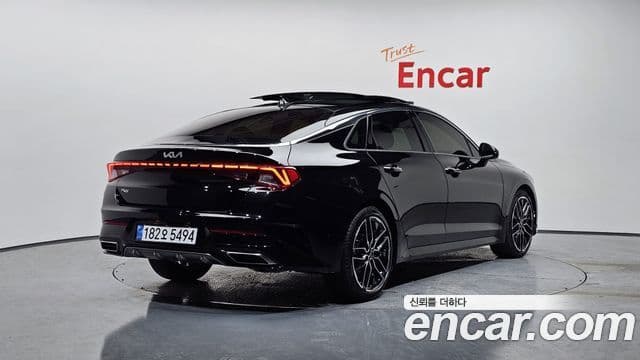 Kia K5 3세대 Signature, 2022 2