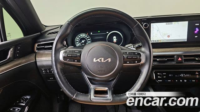 Kia K5 3세대 Signature, 2022 13