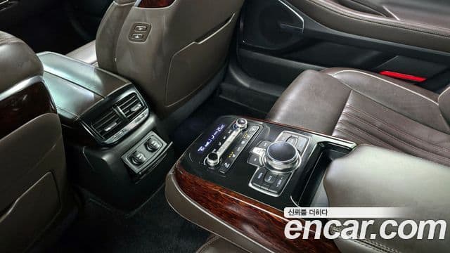 Genesis EQ900 Premium Luxury, 2018 20