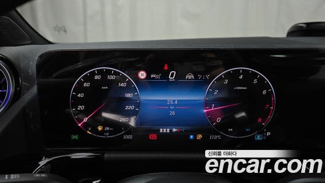 Mercedes-Benz GLA-класс H247 GLA250 4MATIC, 2025 8