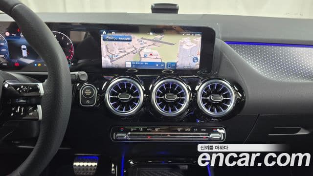 Mercedes-Benz GLA-класс H247 GLA250 4MATIC, 2025 14