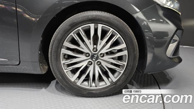 Kia K7 Premier 3.0 LPI Prestige(арендный автомобиль), 2021 все фото