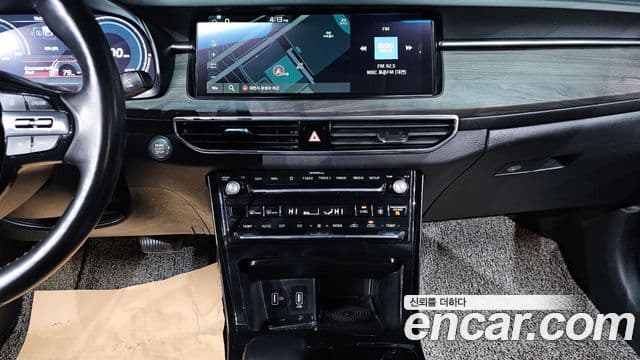 Kia K7 Premier 3.0 LPI Prestige(арендный автомобиль), 2021 17