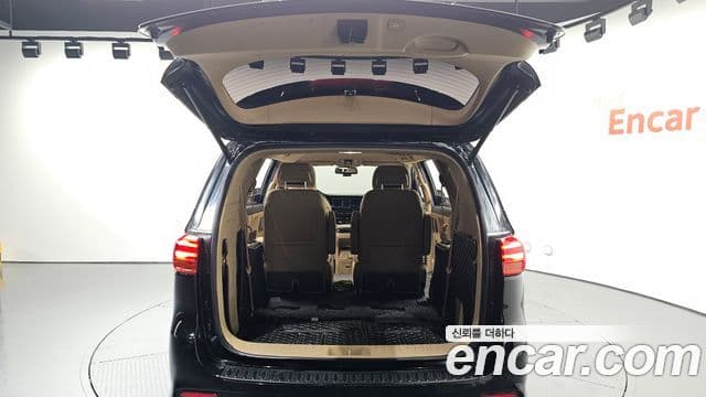 Kia The / новый New Carnival President, 2020 20